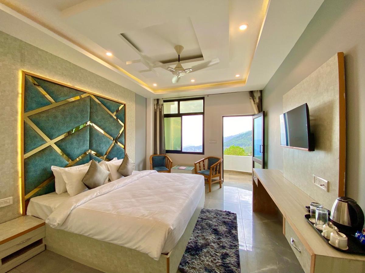 Hotel Kavita Palace 兰斯顿 外观 照片
